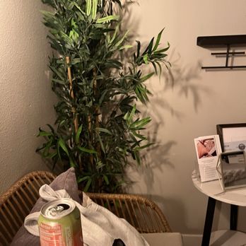 Elite Facials - Treatment room one side - Skin Care Near Me - Orinda, California Elite Facials - Treatment room one side - Skin Care Near Me - Orinda, California