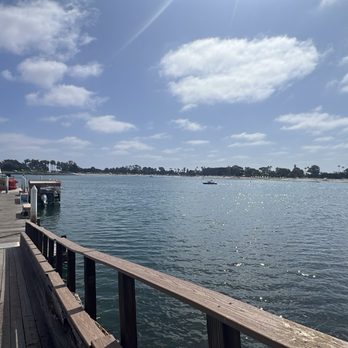 Barefoot Bar & Grill - New American Near Me - San Diego, California
