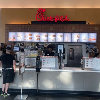 Chick-fil-A - counter - Fast Food Near Me - Troy, Michigan