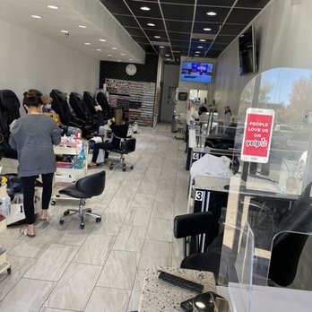 Fancy Tips & Toes - Inside... - Nail Salons Near Me - Clovis, California