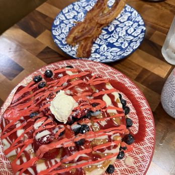 Honey Berry Pancakes and Cafe - Pancakes Near Me - Richardson, Texas