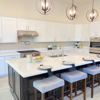 Castle Designs - Kitchen Home Staging - Home Staging Near Me Castle Designs - Kitchen Home Staging - Home Staging Near Me
