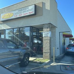 Johnny V's - Drive through line (my regular spot)