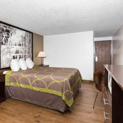 Super 8 by Wyndham Missoula/Brooks Street - Guest room