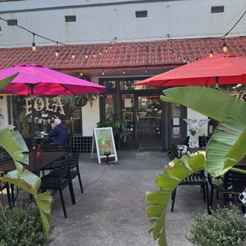 Eola General - Beautiful outdoor seating - Convenience Stores Near Me - Orlando, Florida Eola General - Beautiful outdoor seating - Convenience Stores Near Me - Orlando, Florida