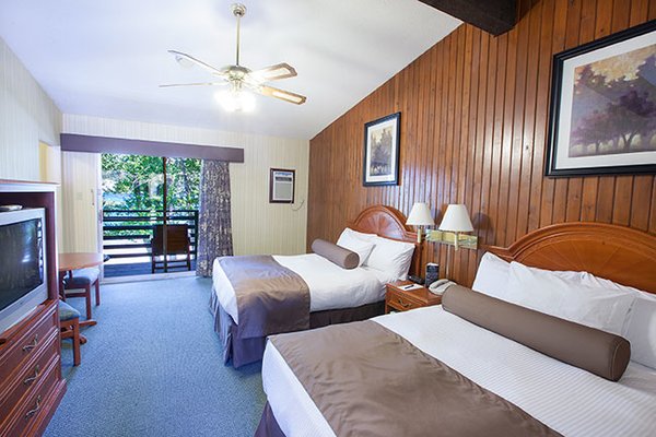 Bayshore Inn & Spa by null