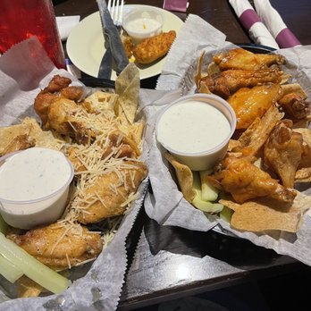 Embers Tavern & Grille - Sports Bars Near Me - Columbia, Tennessee