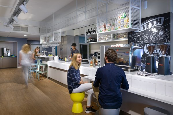 Stayokay Utrecht Center by null