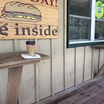 507 Country Store - Deck seating - Convenience Stores Near Me - Tafton, Pennsylvania