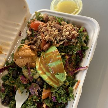 Leahi Health - Manoa - Rainbow Bowl - Juice Bars & Smoothies Near Me - Honolulu, Hawaii Leahi Health - Manoa - Rainbow Bowl - Juice Bars & Smoothies Near Me - Honolulu, Hawaii