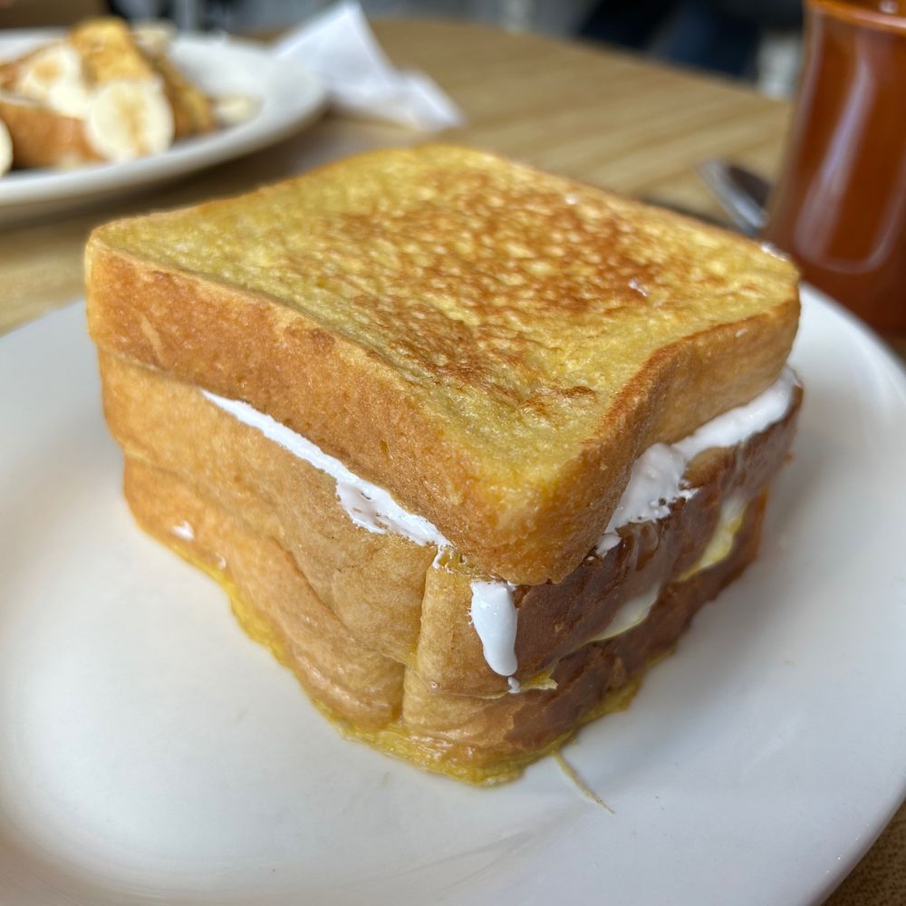 Black Cat Diner - Peanut butter and fluff french toast - Breakfast & Brunch Near Me - Salem, Massachusetts