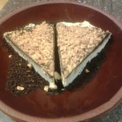 The Carriage House of Cady Cottage - Tempting desserts wish you a goodnight.