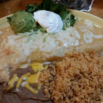 Casa Ramos - Mexican Near Me - Lincoln, California