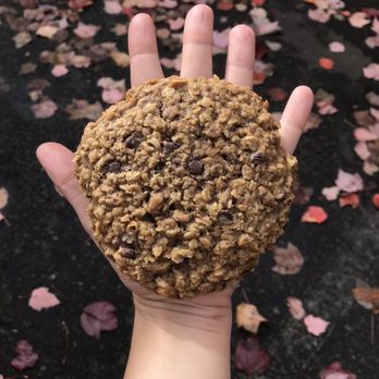 DC Vegetarian - Perfect vegan cookie on this perfect Tuesday - American Near Me - Portland, Oregon DC Vegetarian - Perfect vegan cookie on this perfect Tuesday - American Near Me - Portland, Oregon