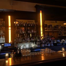 Edendale - Long, full bar..