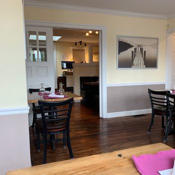 Thaiverse Middleburg - Inside - Thai Near Me - Middleburg, Virginia Thaiverse Middleburg - Inside - Thai Near Me - Middleburg, Virginia