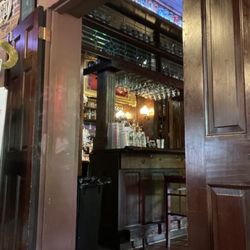 Old Millstream Inn - Bar area