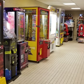Double Tree Resort BY Hilton Lancaster - Game room down by the pool where you have to go for ice. - Hotels Near Me - Lancaster, Pennsylvania