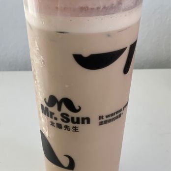Mr Sun Tea - Milk tea 50 percent sweet, no boba - Juice Bars & Smoothies Near Me - Fremont, California