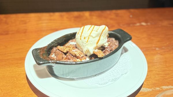 Clyde's Tower Oaks Lodge by null