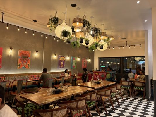 Bindaas Indian Restaurant Sports Bar & Dukaan by null