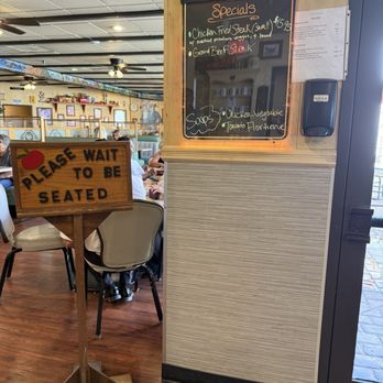 Apple Annie's - Breakfast & Brunch Near Me - Tulare, California Apple Annie's - Breakfast & Brunch Near Me - Tulare, California