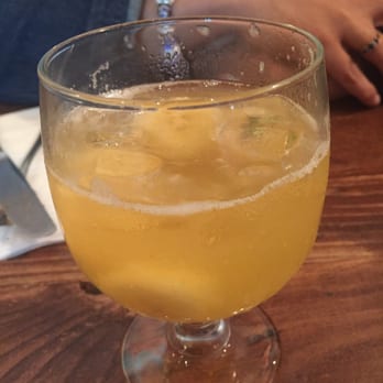 Cuban Pete's - White sangria with kiwi and banana - Cuban Near Me - Montclair, New Jersey