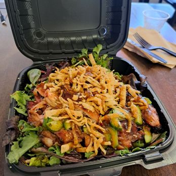North Shore Plate Lunch - BBQ Chicken Green Salad - Hawaiian Near Me - Norco, California North Shore Plate Lunch - BBQ Chicken Green Salad - Hawaiian Near Me - Norco, California