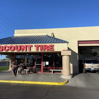 Discount Tire - Front of store - Tires Near Me - Mesa, Arizona