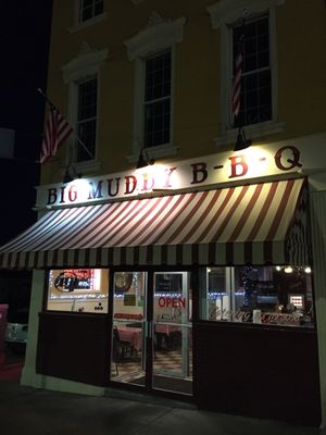 Big muddy bbq by null