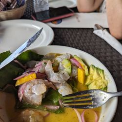 Mar y Sol - Mango and habanero aguachile