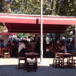 Çınaraltı Çay Evi - Waiting for coffee...