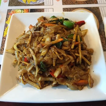 Our Thai House - Spokane - Drunken Noodles (with chicken) - Thai Near Me - Spokane, Washington Our Thai House - Spokane - Drunken Noodles (with chicken) - Thai Near Me - Spokane, Washington