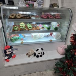 Vivi Bubble Tea - Mochi donuts and pastries