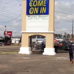 Guzzardo Fine Jewelers - Guzzardo Fine Jewelers lights up North Morrison Blvd in Hammond, LA