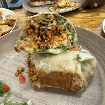 Tepalcates - Chicken burrito - Tacos Near Me - Chicago, Illinois Tepalcates - Chicken burrito - Tacos Near Me - Chicago, Illinois