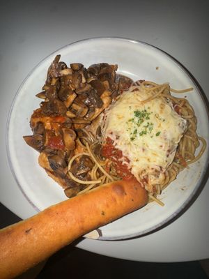 Bella Ciao Pasta and Bar Ristorante by null