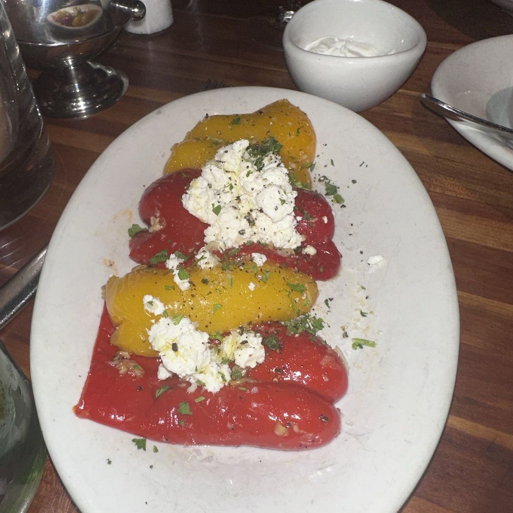 Houston's Restaurant - Peppers - New American Near Me - North Miami Beach, Florida