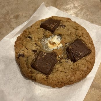 Hot Cakes - Ballard - S'mores cookie - Desserts Near Me - Seattle, Washington Hot Cakes - Ballard - S'mores cookie - Desserts Near Me - Seattle, Washington