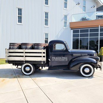 Travel the Trail - Heaven Hill Distillery - Distilleries Near Me Travel the Trail - Heaven Hill Distillery - Distilleries Near Me