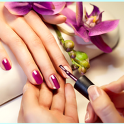 Green Organic Nail Salón - Organic Nail Salon.  World Class Services.