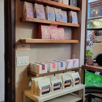 Mandarin Coffee Stand - Coffee & Tea Near Me - Pasadena, California