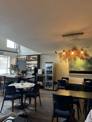 Forest Avenue Restaurant by null