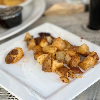 The Delectable Egg-Denver - Side of Potatoes - Breakfast & Brunch Near Me - Denver, Colorado