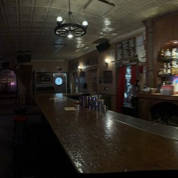 Red Dog Saloon - Ambiance - Bars Near Me - Pioneertown, California