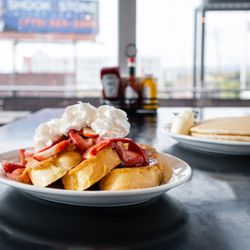 Archie's Giant Hamburgers & Breakfast
