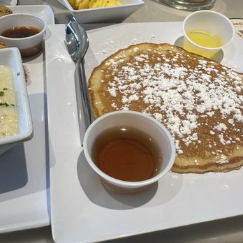 Gochas Breakfast Bar | Cascade - Pancake - Wine Bars Near Me - Atlanta, Georgia