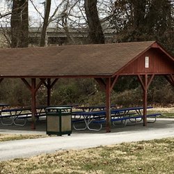 Brad L. Schultz Jr., Memorial Park - The picnic pavilion can be reserved for a fee.