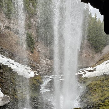 Tamanawas Falls - Hiking Near Me - Parkdale, Oregon Tamanawas Falls - Hiking Near Me - Parkdale, Oregon