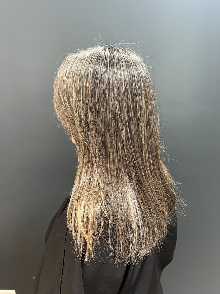 Shayla Rae Hair Logo